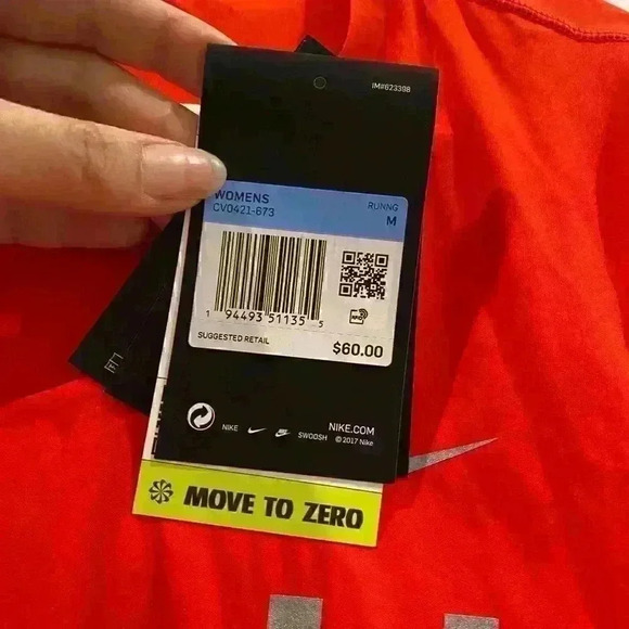 NWT Women's Nike USA City Sleek Short Sleeve Top Sz M - Picture 5 of 6